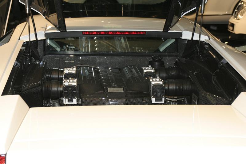 Lamborghini Murcielago LP640 engine bay